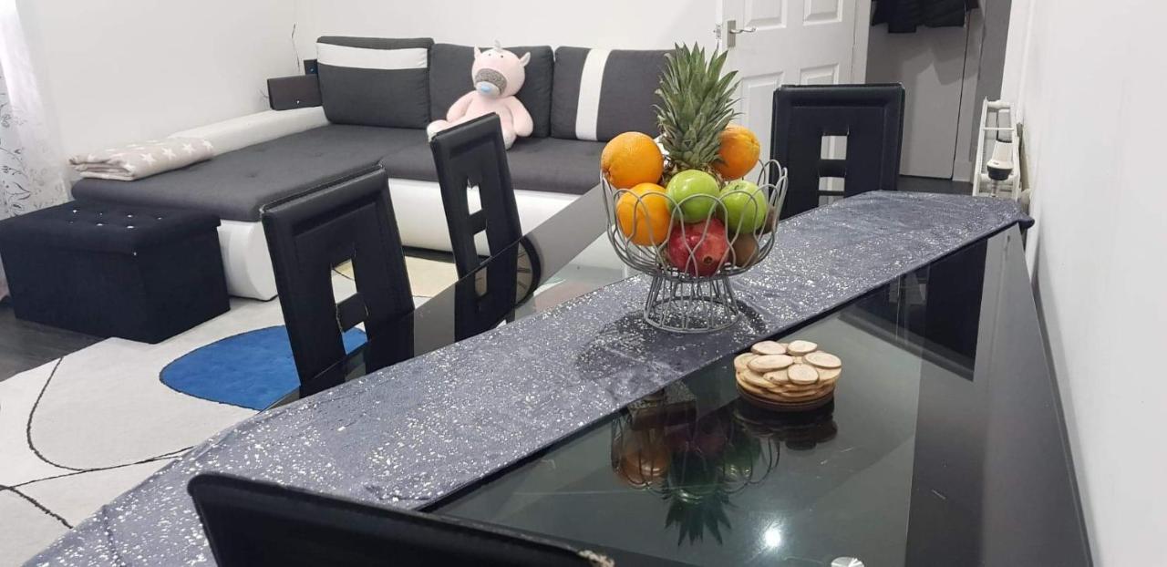 Glasgow Lovely Apartment D&N Dış mekan fotoğraf